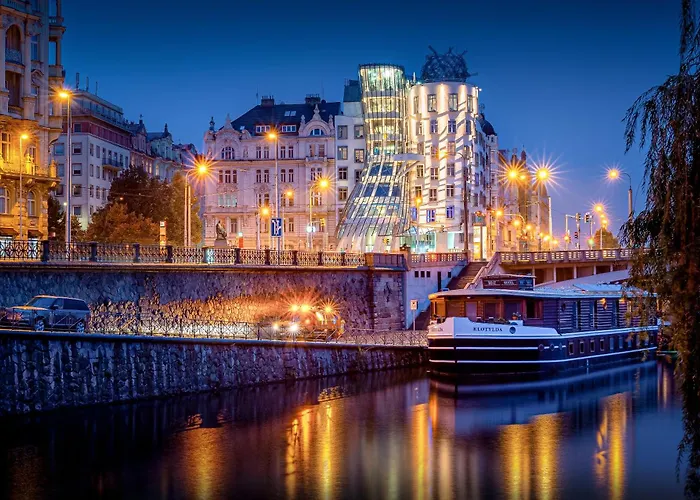 Dancing House - Tancici DumHotel Prag
